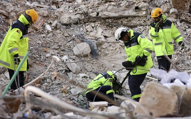 Emirati rescuers continue their search and rescue operations in the regime-controlled town of Jableh in the province of Latakia, northwest of the Syrian capital, on February 12 2023, following a deadly earthquake. (Karim Sahib/AFP) Emirati rescuers continue their search and rescue operations in the regime-controlled town of Jableh in the province of Latakia, northwest of the Syrian capital, on February 12 2023, following a deadly earthquake. (Karim Sahib/AFP)