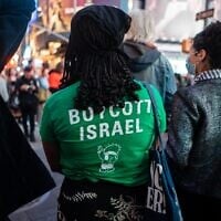A BDS supporter at an anti-Israel protest in New York City, October 14, 2022. (Luke Tress/ Times of Israel/ File)