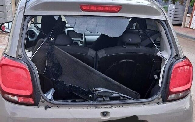 Cars damaged by shrapnel from Gaza missile fire, February 13, 2023 (Sderot Municipality) Cars damaged by shrapnel from Gaza missile fire, February 13, 2023 (Sderot Municipality)