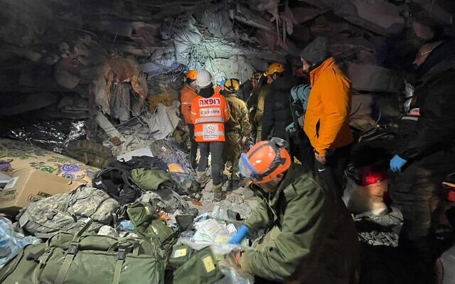 IDF search and rescue teams work to find survivors after an earthquake in Turkey on February 8, 2023. (Israel Defense Forces)