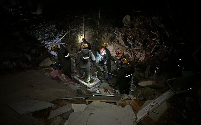 IDF search and rescue teams work to find survivors after an earthquake in Turkey on February 9, 2023. (Israel Defense Forces)