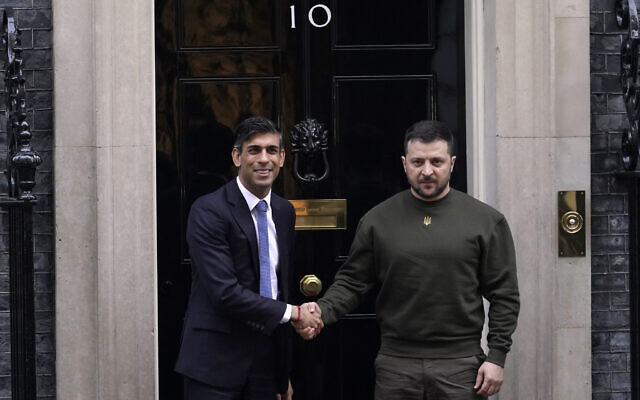 Britain's Prime Minister Rishi Sunak, left, welcomes Ukraine's President Volodymyr Zelensky at Downing Street in London, February 8, 2023. (AP Photo/Alberto Pezzali) Britain's Prime Minister Rishi Sunak, left, welcomes Ukraine's President Volodymyr Zelensky at Downing Street in London, February 8, 2023. (AP Photo/Alberto Pezzali)
