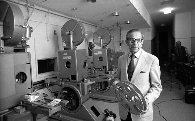 Walter Mirisch, president of the Academy of Motion Picture Arts and Sciences, at the organization's headquarters in Beverly Hills on September 16, 1975. (AP Photo/George Brich) Walter Mirisch, president of the Academy of Motion Picture Arts and Sciences, at the organization's headquarters in Beverly Hills on September 16, 1975. (AP Photo/George Brich)