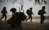 File: IDF soldiers conduct training in a field in southern Israel, July 22, 2014. (Hadas Parush/Flash90)