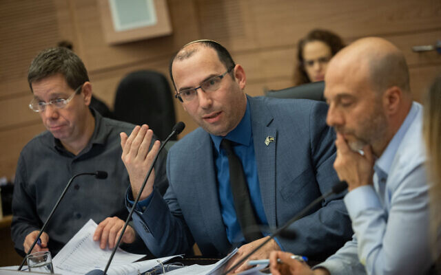 Chairman of the Knesset Constitution, Law and Justice Committee MK Simcha Rothman leads a committee hearing, February 22, 2023. (Yonatan Sindel/Flash90) Chairman of the Knesset Constitution, Law and Justice Committee MK Simcha Rothman leads a committee hearing, February 22, 2023. (Yonatan Sindel/Flash90)