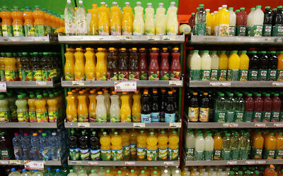 Illustrative: Sugary drinks and soda in a supermarket, December 3, 2014.(Nati Shohat/Flash90)