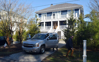 Illustrative: US Secret Service agents in front of US President Joe Biden's home in Rehoboth Beach, Delaware, on January 12, 2021. (Shannon McNaught/Delaware News Journal via AP, File)