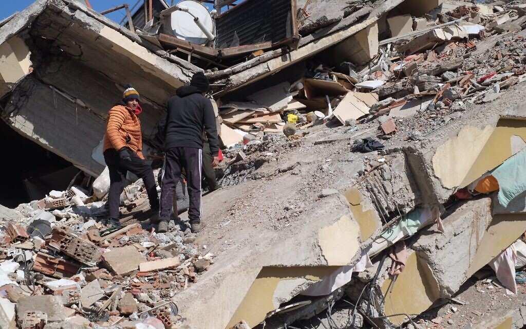 Rescue efforts in Marash, Turkey, on February 8, 2023, in the aftermath of a devastating earthquake. (Judah Ari Gross/Times of Israel)