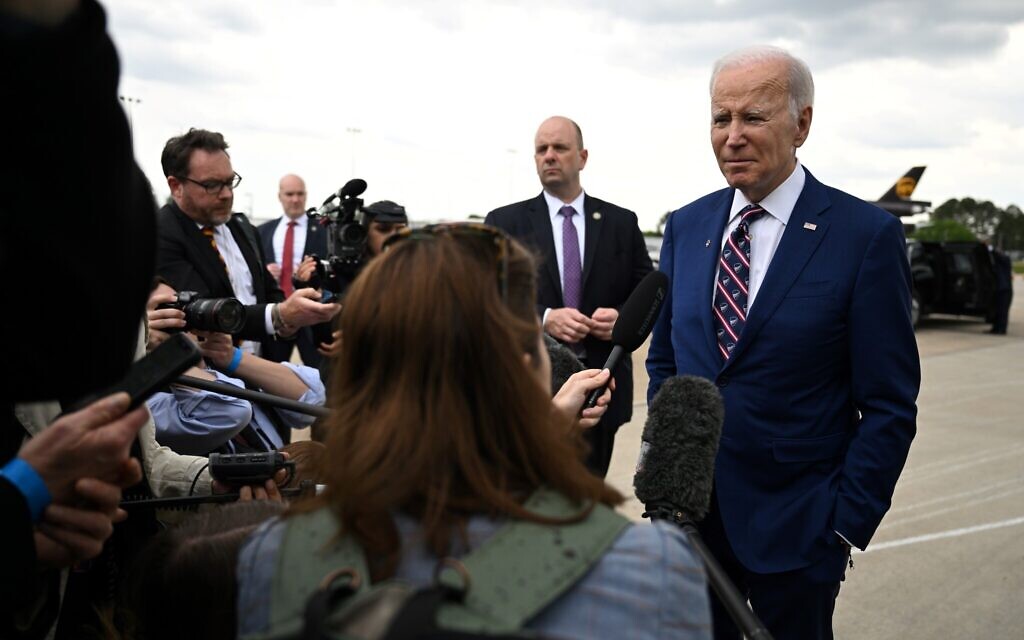 US President Joe Biden speaks to the press at Raleigh-Durham International Airport in Morrisville, North Carolina, on March 28, 2023. (Jim Watson / AFP) US President Joe Biden speaks to the press at Raleigh-Durham International Airport in Morrisville, North Carolina, on March 28, 2023. (Jim Watson / AFP)