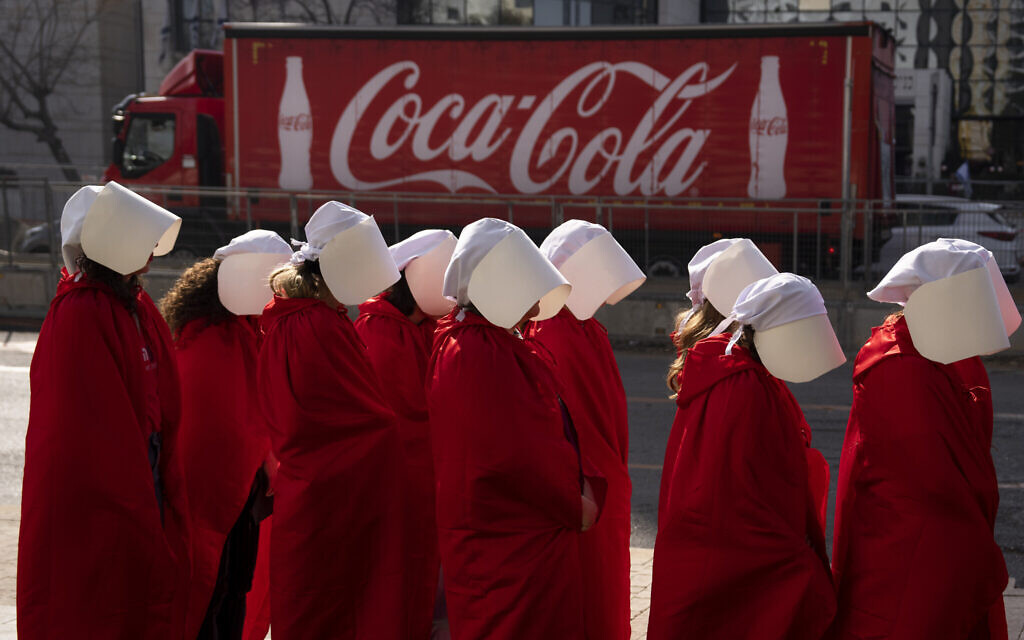 File: Protesters supporting women's rights dressed as characters from "The Handmaid's Tale" TV series attend a protest against the government's plans to overhaul the judicial system, Tel Aviv, Israel, February 20, 2023. (AP/Oded Balilty)