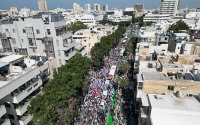 Israelis protest against the planned judicial overhaul in south Tel Aviv, March 1, 2023 (Erik Marmor/Flash90)