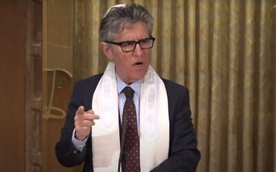 Rabbi Ammiel Hirsch gives a sermon at Stephen Wise Free Synagogue in New York, March 17, 2023. (Screenshot)