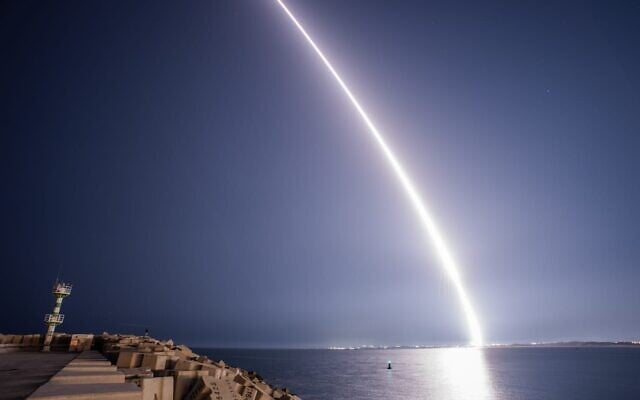 Israel's Ofek-13 reconnaissance satellite takes off from central Israel on March 29, 2023. (Defense Ministry)