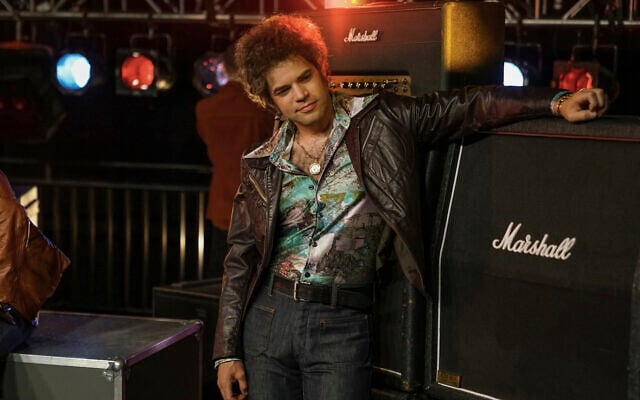 Jeremy Jordan as Neil Bogart in 'Spinning Gold.' (Hero Entertainment Group/via JTA)