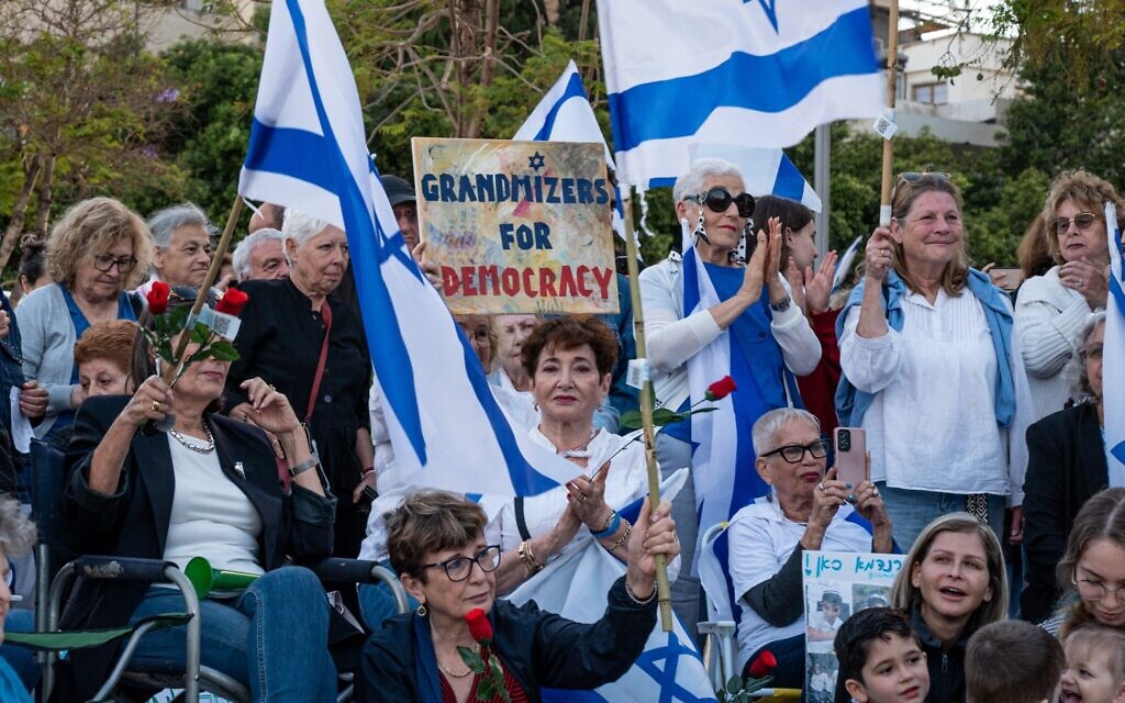 Israelis take part in a grandmothers' protest in Tel Aviv against the government's judicial overhaul plan, April 20, 2023. (Stav Tzur)