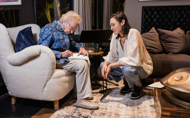Gal Gadot hosted Holocaust survivor Celina Biniaz at her LA home for a Zikaron Basalon event on Holocaust Remembrance Day, April 18, 2023 (Courtesy Tori, DMWA)