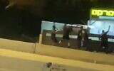 A fight, apparently between rival criminal gangs, in the Jerusalem neighborhood of Gilo, April 8, 2023. (Screenshot: Twitter; used in accordance with Clause 27a of the Copyright Law)