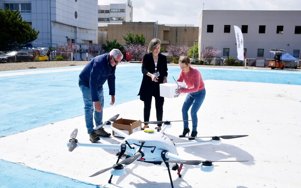Blood units are unpacked after they arrive by drone at the Galilee Medical Center in Nahariya, March 28, 2023. (Roni Albert/Galilee Medical Center) Blood units are unpacked after they arrive by drone at the Galilee Medical Center in Nahariya, March 28, 2023. (Roni Albert/Galilee Medical Center)