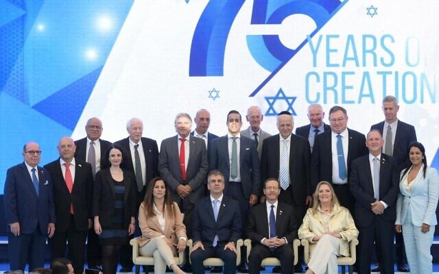 President Isaac Herzog and Foreign Minister Eli Cohen (center) pose for a photo with honorary consuls in the President's Residence in Jerusalem on Independence Day, April 26, 2023. (Amos Ben-Gershom/GPO) President Isaac Herzog and Foreign Minister Eli Cohen (center) pose for a photo with honorary consuls in the President's Residence in Jerusalem on Independence Day, April 26, 2023. (Amos Ben-Gershom/GPO)