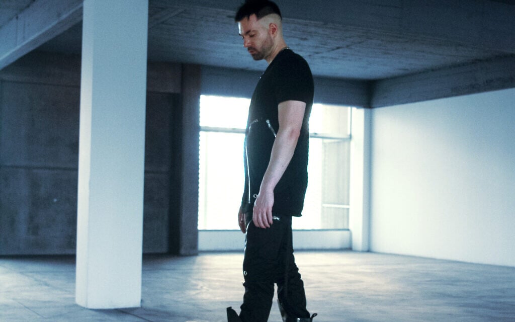 Fashion designer and artist Akiva Alpert. (Courtesy) Fashion designer and artist Akiva Alpert. (Courtesy)