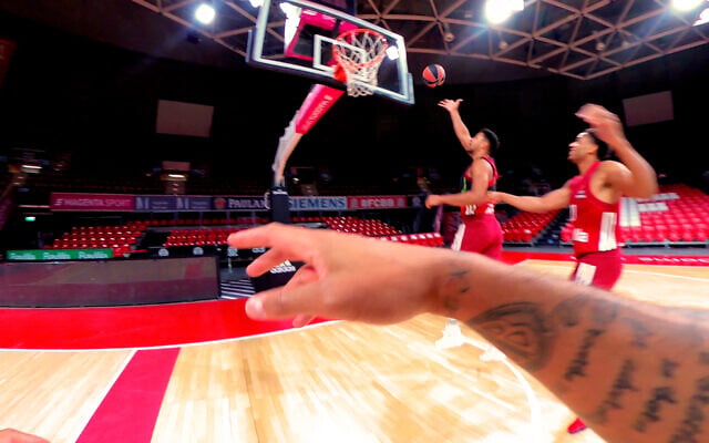 Israeli sports startup MindFly has an agreement with EuroLeague, Europe’s top tier basketball competition, to fit players and referees with its AI bodycams and give the fans a first person view of everything they do on the court. (Courtesy) Israeli sports startup MindFly has an agreement with EuroLeague, Europe’s top tier basketball competition, to fit players and referees with its AI bodycams and give the fans a first person view of everything they do on the court. (Courtesy)