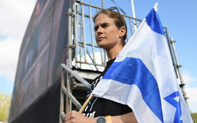 Shikma Bressler attends an anti-judicial overhaul rally at the gates of the Knesset in Jerusalem, March 27, 2023. (Gili Yaari/Flash90)