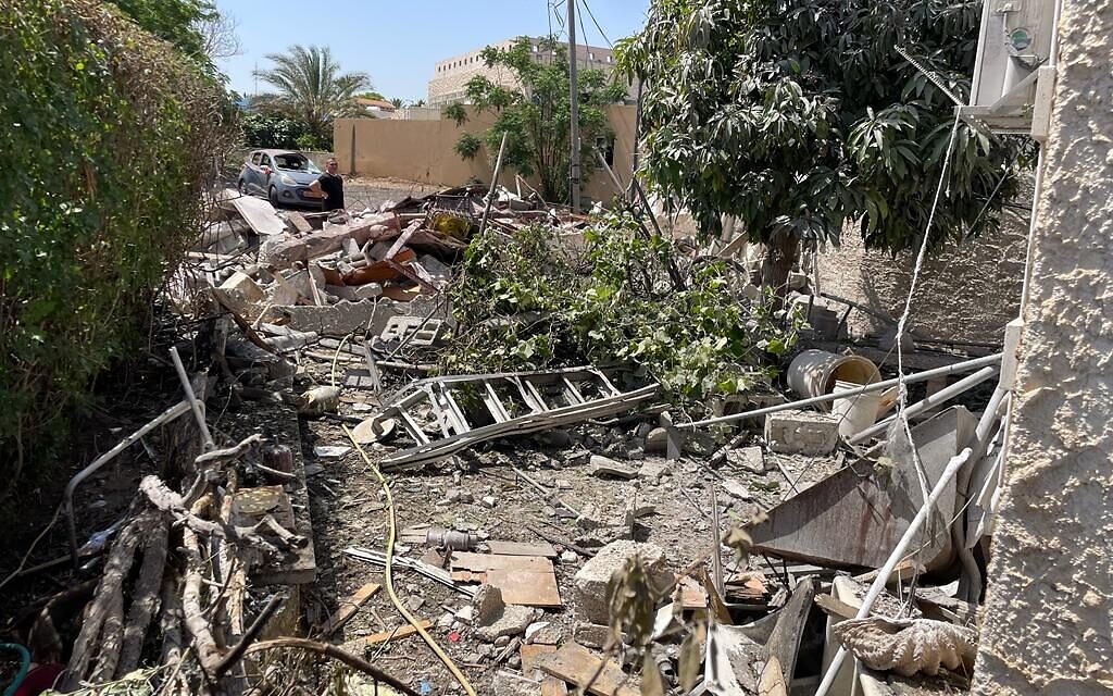 A home destroyed on the previous day from a Palestinian Islamic Jihad rocket, Ashkelon, May 11, 2023 (Carrie Keller-Lynn/The Times of Israel)