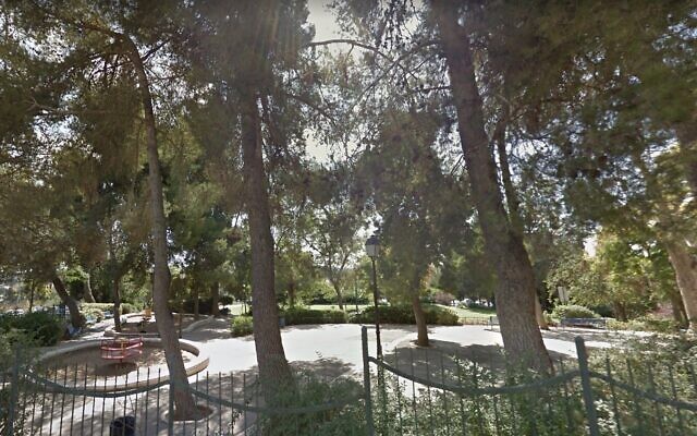 Screen capture of the Rose Garden, Jerusaelm. (Google Street View. Used in accordance with Clause 27a of the Copyright Law) Screen capture of the Rose Garden, Jerusaelm. (Google Street View. Used in accordance with Clause 27a of the Copyright Law)