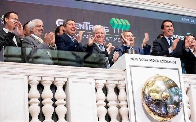 Ringing the opening bell at the New York Stock Exchange. Third from left is Israel Talpaz, cofounder and CEO of SeeTree, April 28, 2023. (NYSE) Ringing the opening bell at the New York Stock Exchange. Third from left is Israel Talpaz, cofounder and CEO of SeeTree, April 28, 2023. (NYSE)
