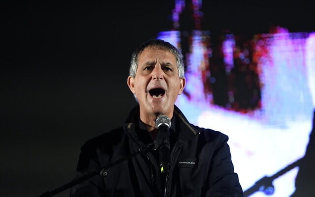 Then-Israel Bar Association head Avi Himi speaks at a rally against Prime Minister Benjamin Netanyahu's new government in Tel Aviv on January 21, 2023. (Gili Yaari /Flash90) Then-Israel Bar Association head Avi Himi speaks at a rally against Prime Minister Benjamin Netanyahu's new government in Tel Aviv on January 21, 2023. (Gili Yaari /Flash90)