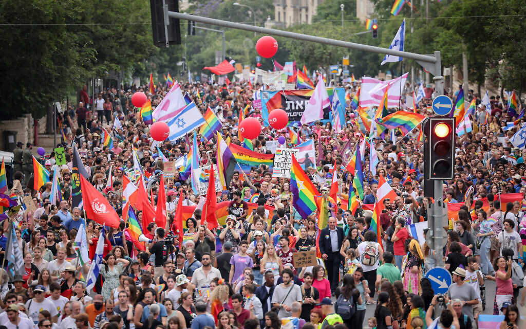 Participants in the annual Jerusalem Pride Parade, on June 1, 2023. (Yonatan Sindel/Flash90)