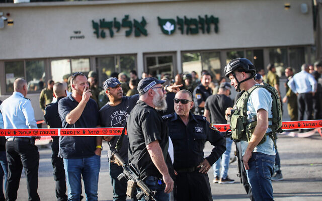 Israeli security forces at the scene of a shooting attack near the West Bank settlement of Eli, West Bank, June 20, 2023. (Flash90) Israeli security forces at the scene of a shooting attack near the West Bank settlement of Eli, West Bank, June 20, 2023. (Flash90)