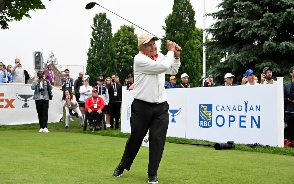 Wilf Homenuik, a Canadian golf Hall of Famer who taught at Oakdale Golf and Country Club for 30 years, was selected to hit the ceremonial first tee shot to start the Canadian Open, June 8, 2023. (Bernard Brault/Golf Canada)