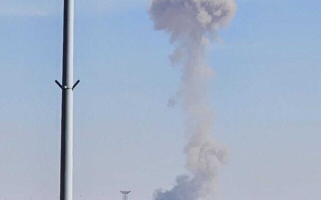 The view of an explosion near Kiryat Gat in southern Israel on June 7, 2023. (Twitter used in accordance with Clause 27a of the Copyright Law) The view of an explosion near Kiryat Gat in southern Israel on June 7, 2023. (Twitter used in accordance with Clause 27a of the Copyright Law)