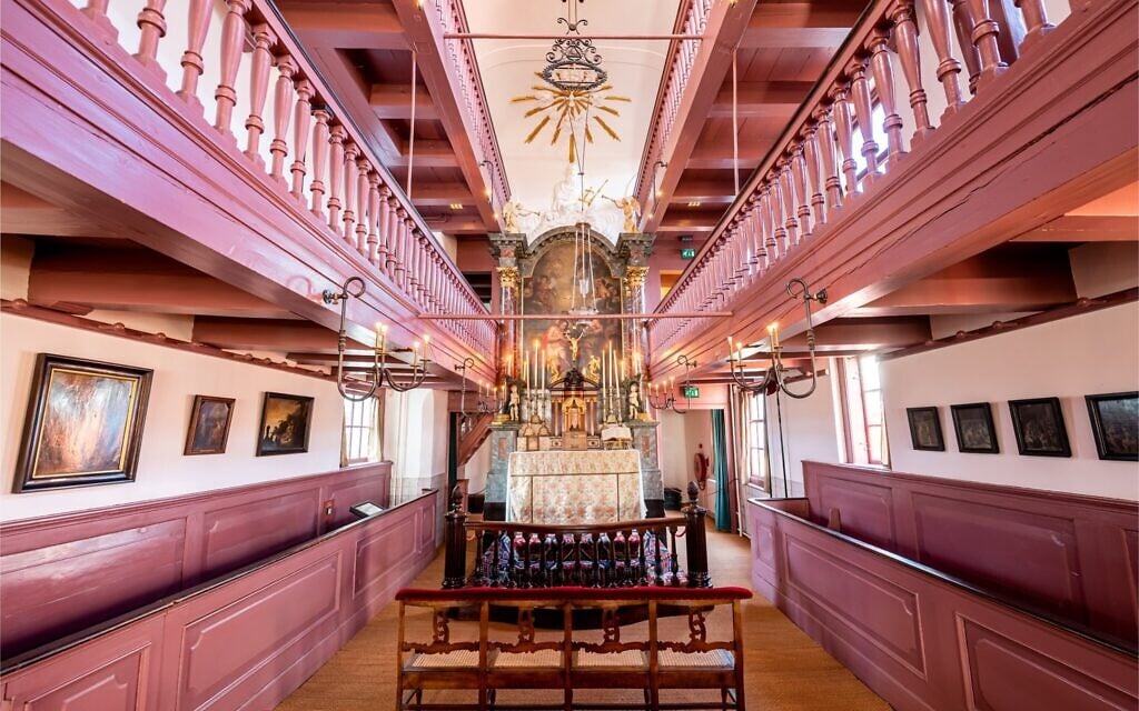 Church of 'Our Lord in the Attic' (Rebeka Mell/Our Lord in the Attic)