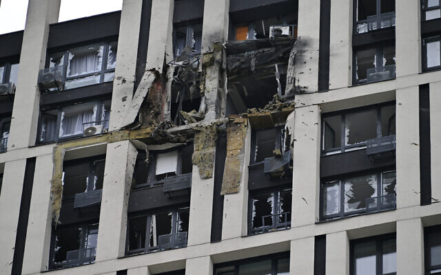 A high-rise residential building damaged by remains of a shot-down Russian drone in Kyiv, amid the Russian invasion of Ukraine, July 13, 2023. (Genya SAVILOV / AFP) A high-rise residential building damaged by remains of a shot-down Russian drone in Kyiv, amid the Russian invasion of Ukraine, July 13, 2023. (Genya SAVILOV / AFP)