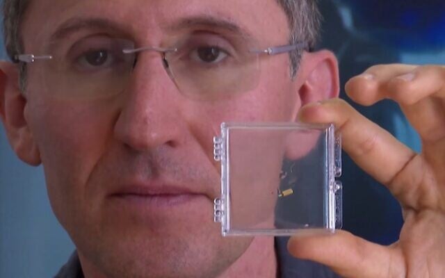 Michael Shpigelmacher, Founder and CEO of Bionaut Labs, with the company’s micro-robot designed to swim through the central nervous system into the brain to treat disease now on trial in the US (Bionaut Labs) Michael Shpigelmacher, Founder and CEO of Bionaut Labs, with the company’s micro-robot designed to swim through the central nervous system into the brain to treat disease now on trial in the US (Bionaut Labs)