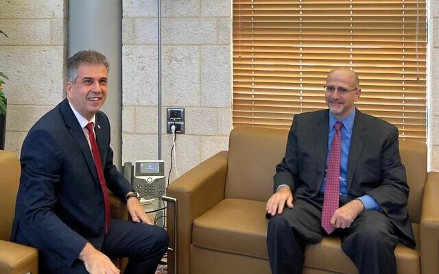 Foreign Minister Eli Cohen (left) meets with Dan Shapiro, the new US envoy on the Abraham Accords, in Jerusalem on July 30, 2023. (Courtesy) Foreign Minister Eli Cohen (left) meets with Dan Shapiro, the new US envoy on the Abraham Accords, in Jerusalem on July 30, 2023. (Courtesy)