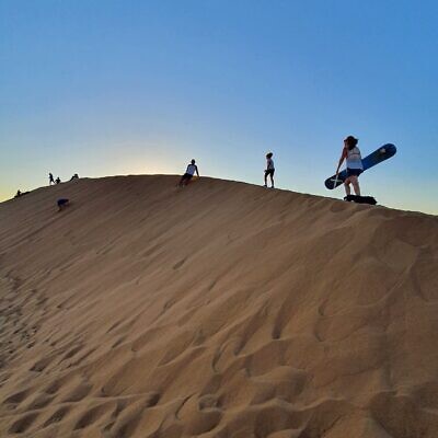 Sandboarding down south (Ricky Ben-David)