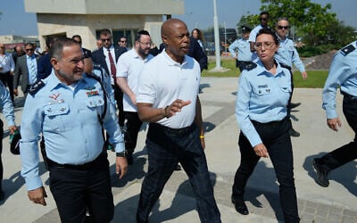 New York City Mayor Eric Adams (C) tours the National Police Academy with Israeli Police Commissioner Kobi Shabtai (L), August 23, 2023. (Michael Appleton/Mayoral Photography Office)