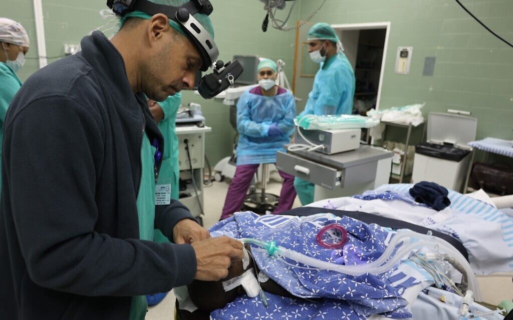 Prof. Ido Didi Fabian performing surgery on a retinoblastoma patient. (Courtesy of Sheba Medical Center) Prof. Ido Didi Fabian performing surgery on a retinoblastoma patient. (Courtesy of Sheba Medical Center)