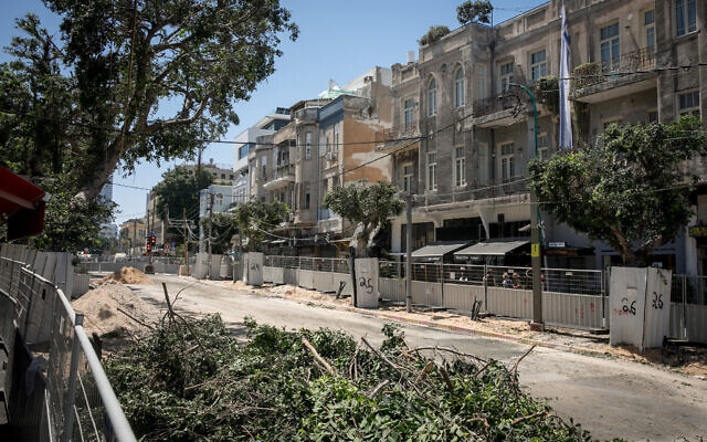 Construction of the Tel Aviv light rail on Allenby street in Tel Aviv, August 7, 2023. (Miriam Alster/Flash90) Construction of the Tel Aviv light rail on Allenby street in Tel Aviv, August 7, 2023. (Miriam Alster/Flash90)