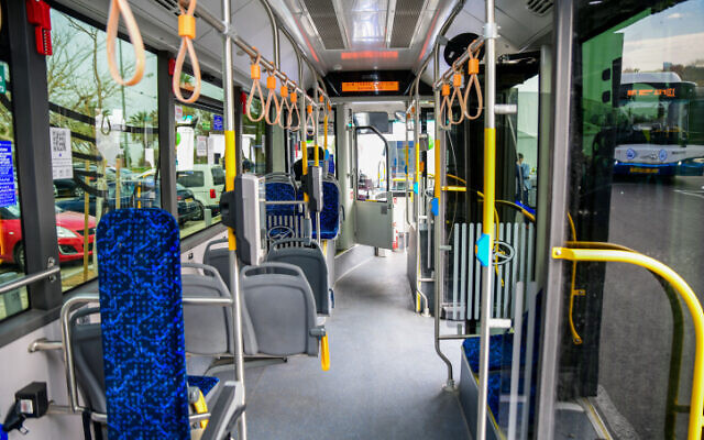 Illustrative: View of the inside of a Dan bus in Tel Aviv on February 22, 2022. (Avshalom sassoni/Flash90) Illustrative: View of the inside of a Dan bus in Tel Aviv on February 22, 2022. (Avshalom sassoni/Flash90)