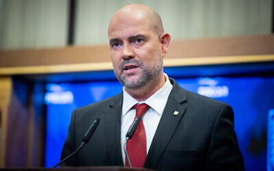 Knesset Speaker Amir Ohana holds a press conference at the Knesset, September 6, 2023. (Yonatan Sindel/Flash90)