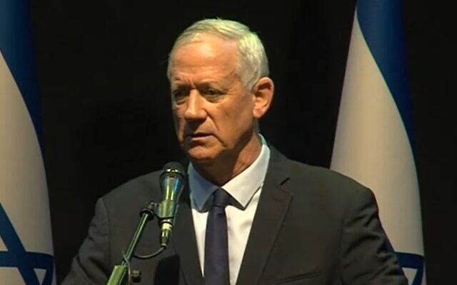 Benny Gantz gives a speech on September 5, 2023 responding to Prime Minister Benjamin Netanyahu plea for talks on the judicial overhaul. (Screencapture)