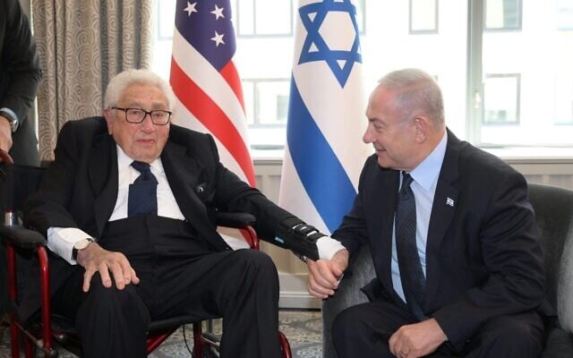 Prime Minister Benjamin Netanyahu (R) meets with former US secretary of state Henry Kissinger in New York on September 21, 2023 (Avi Ohayon/GPO) Prime Minister Benjamin Netanyahu (R) meets with former US secretary of state Henry Kissinger in New York on September 21, 2023 (Avi Ohayon/GPO)