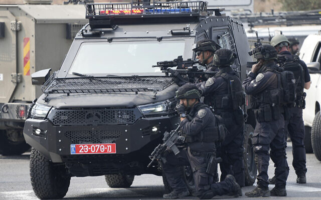 Israeli police deploy near Ashkelon, Israel, on October 8, 2023. (AP/Ohad Zwigenberg)