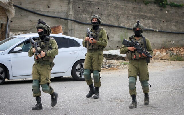 Israeli soldiers in the West Bank on October 5, 2023 (Nasser Ishtayeh/Flash90)
