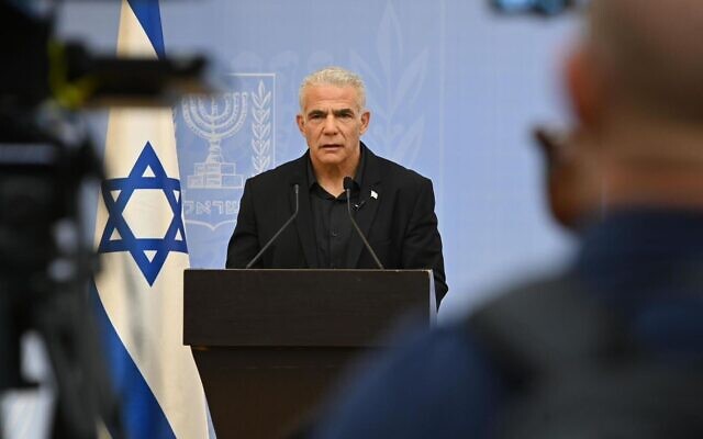 Opposition Leader Yair Lapid speaks to media in Tel Aviv on October 19, 2023 (Elad Gutman/Office of Yair Lapid) Opposition Leader Yair Lapid speaks to media in Tel Aviv on October 19, 2023 (Elad Gutman/Office of Yair Lapid)