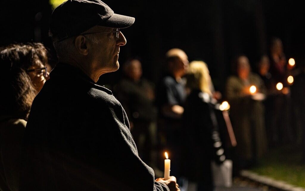 Candlelight Vigil for Israel at East Northport Jewish Center on Long Island, New York, Oct. 12, 2023 (Wayne Rivera/Church Unleashed)
